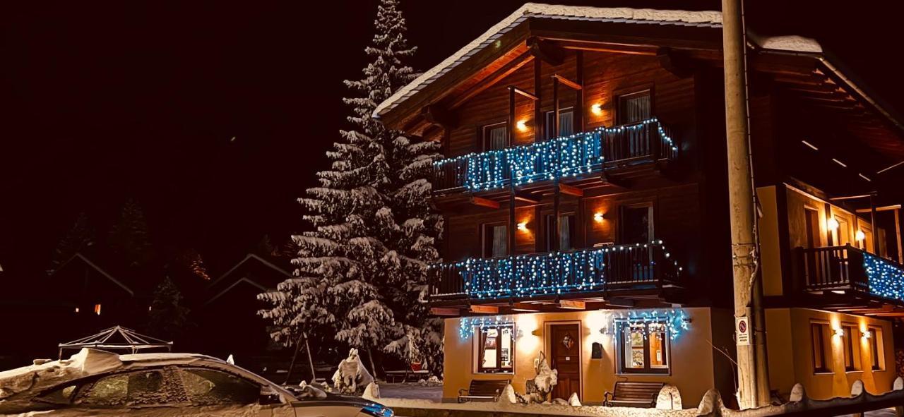 Villa Americana Chambres D'Hotes Champoluc Bagian luar foto