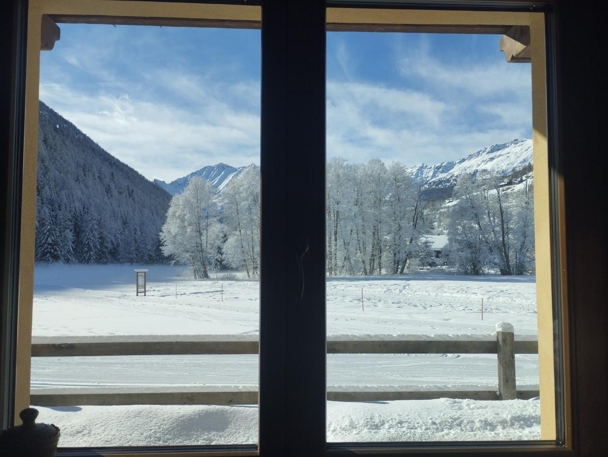 Villa Americana Chambres D'Hotes Champoluc Bagian luar foto