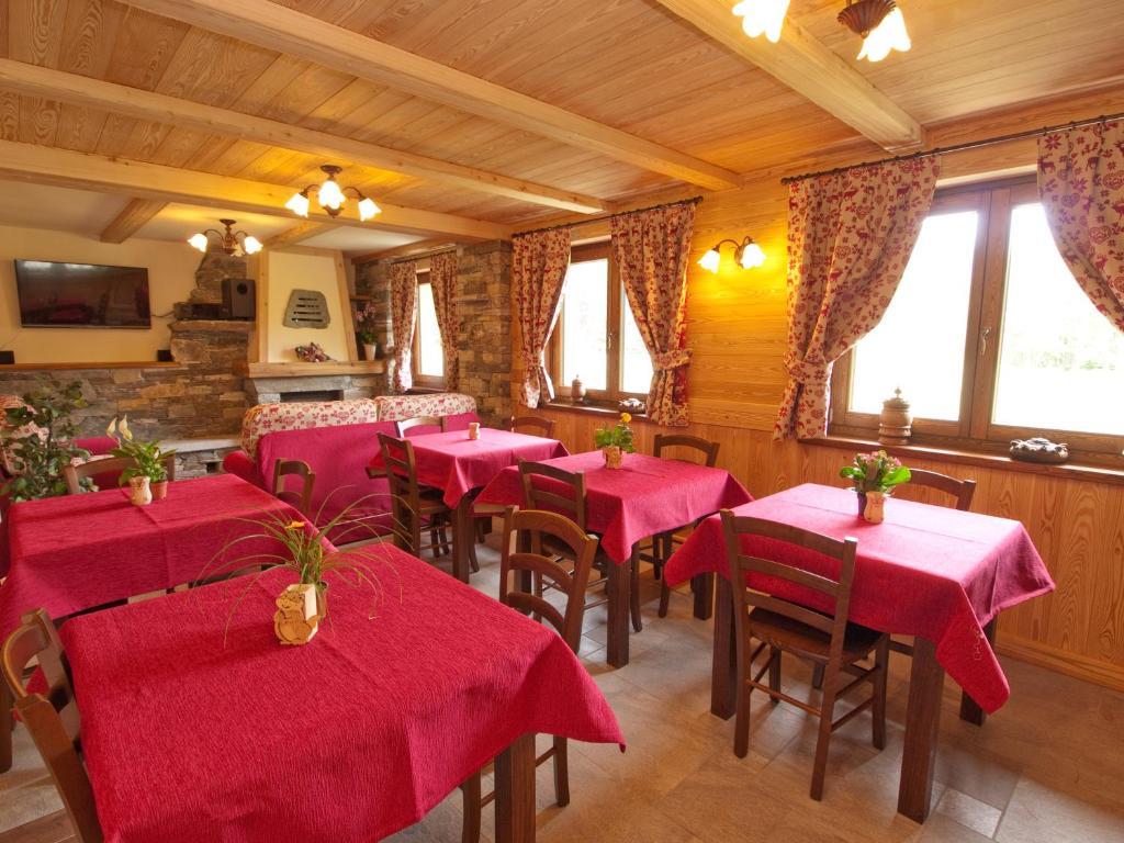 Villa Americana Chambres D'Hotes Champoluc Bagian luar foto