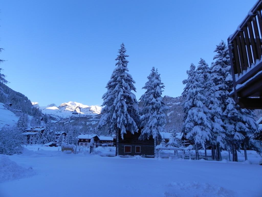 Villa Americana Chambres D'Hotes Champoluc Bagian luar foto
