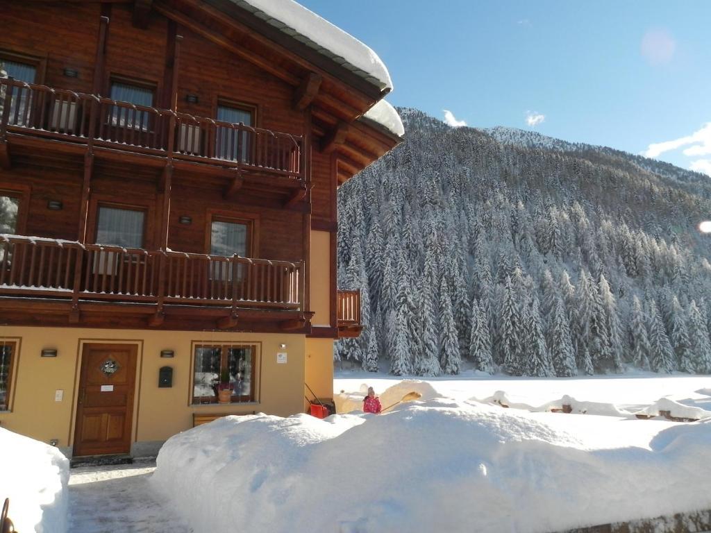 Villa Americana Chambres D'Hotes Champoluc Bagian luar foto